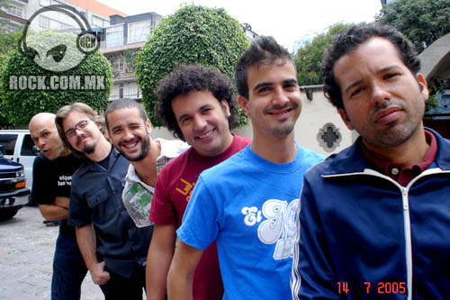 Los Amigos Invisibles