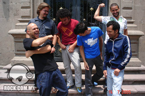 Los Amigos Invisibles